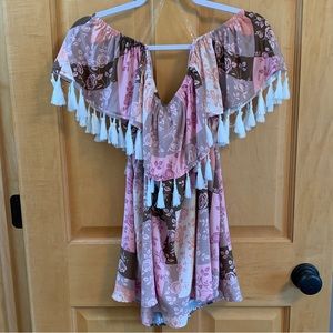 (K238) NWT, Andree by Unit Women’s 2X Off The Shoulder Blouse in Blush w/Tassels